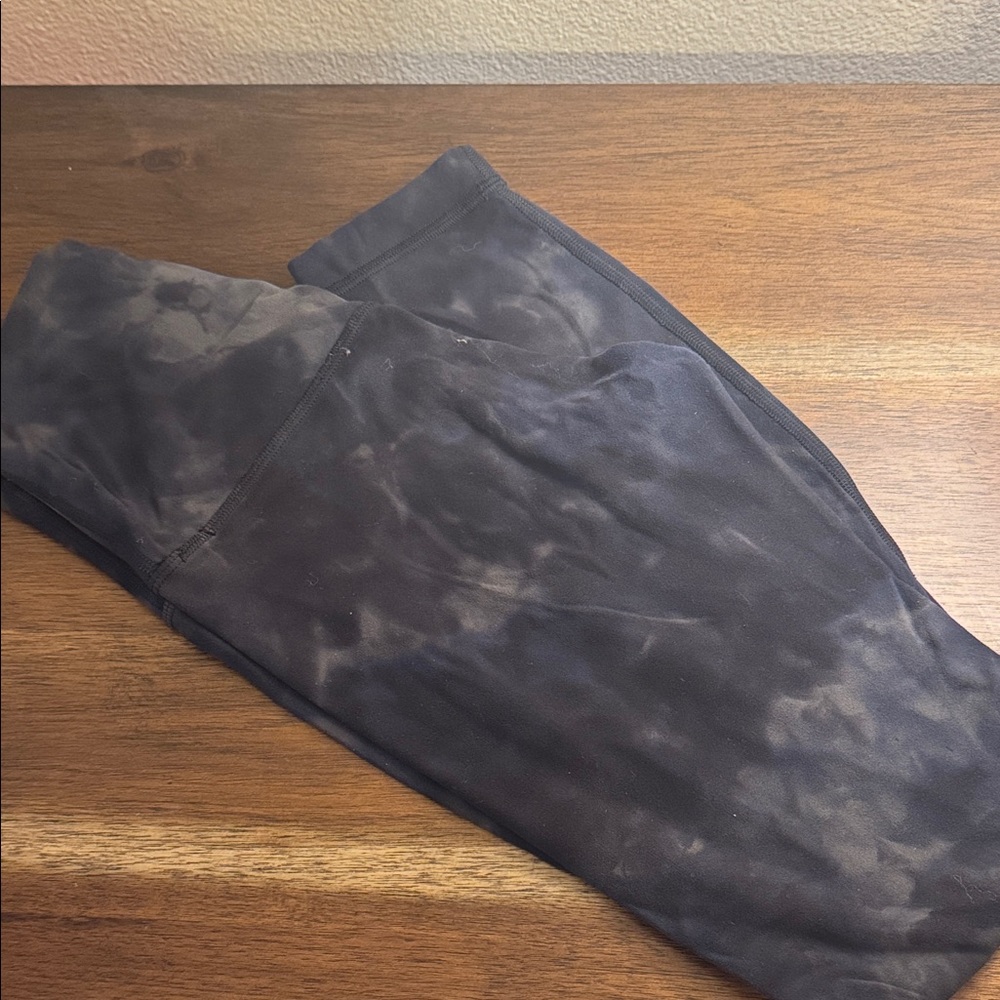 Black Tie-Dye Leggings